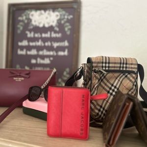 Mark Down Bags, Wallets And Sunglasses